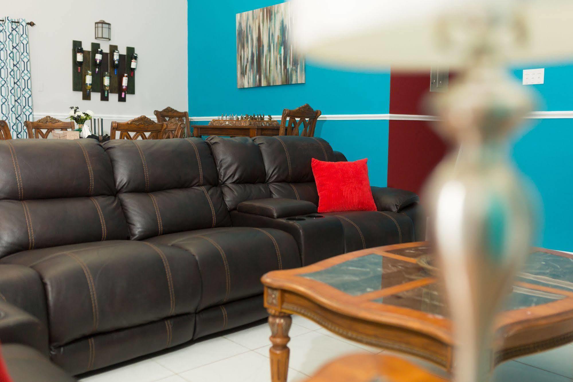 Casa Tianna Guest Apartments Kingston Luaran gambar